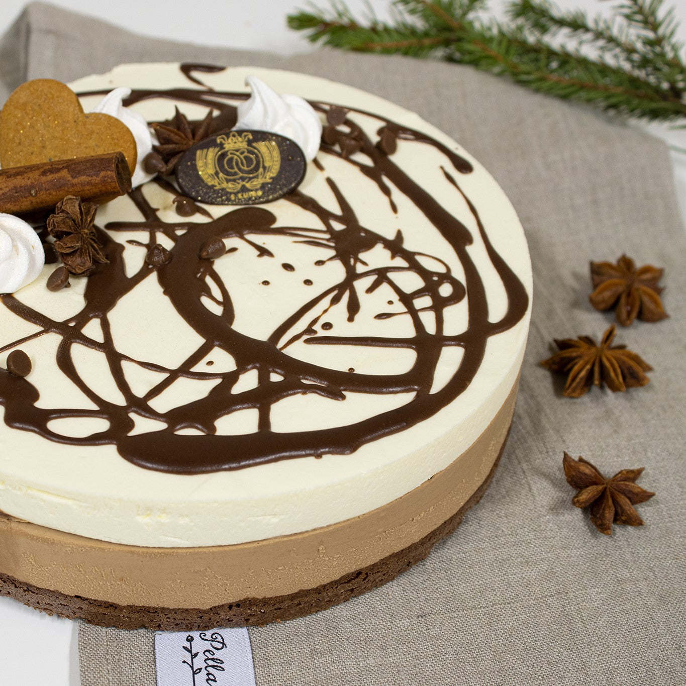 Gluteeniton kahdensuklaan kakku